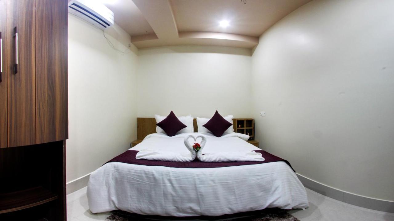 Bharalu Residency Hotel Guwahati Ngoại thất bức ảnh
