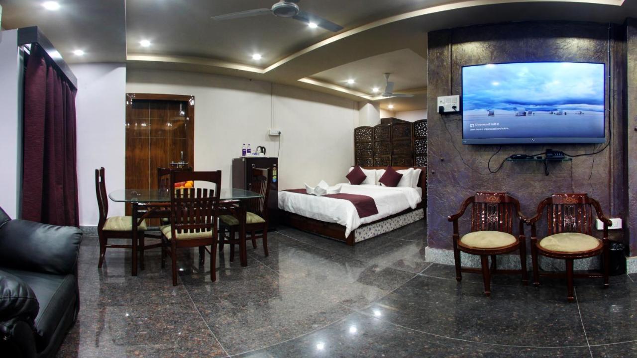 Bharalu Residency Hotel Guwahati Ngoại thất bức ảnh